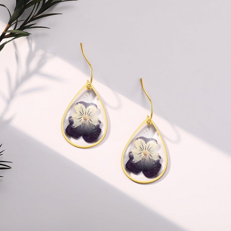 AUNTESIGN Store Forget-Me-Not and Queen Anne's Lace Pressed Wildflower Earrings | Pressed Flower Earrings | Handmade Drop and Dangle Earrings | Gift for Woman - Image 2